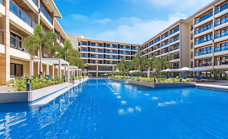 Henann Park Resort beach