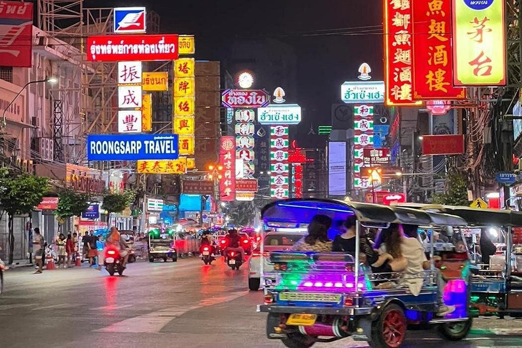 Bangkok illuminated temples